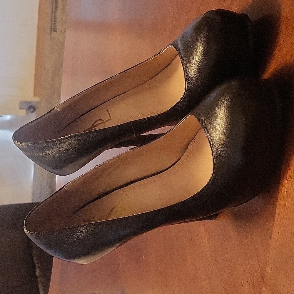 YSL size 9 Black